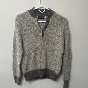 Landsend Women’s Wool V-neck Sweater